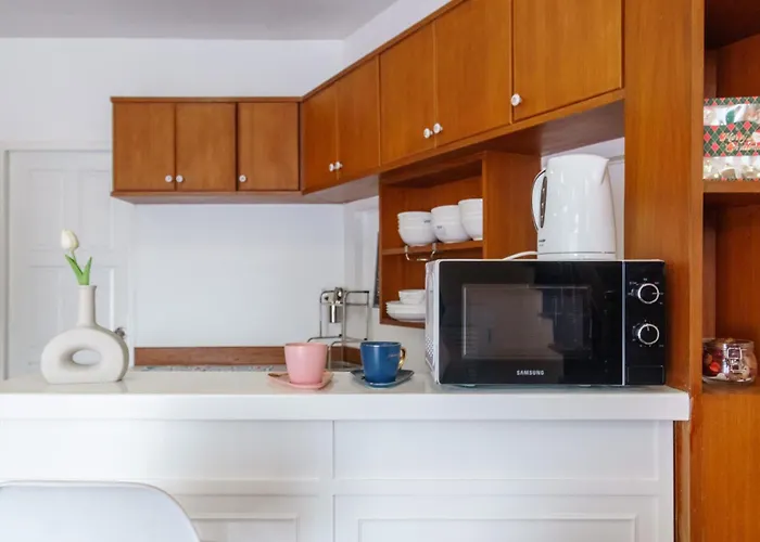 Ferienhaus Charming 3-storey House Near Bts Onnut Station